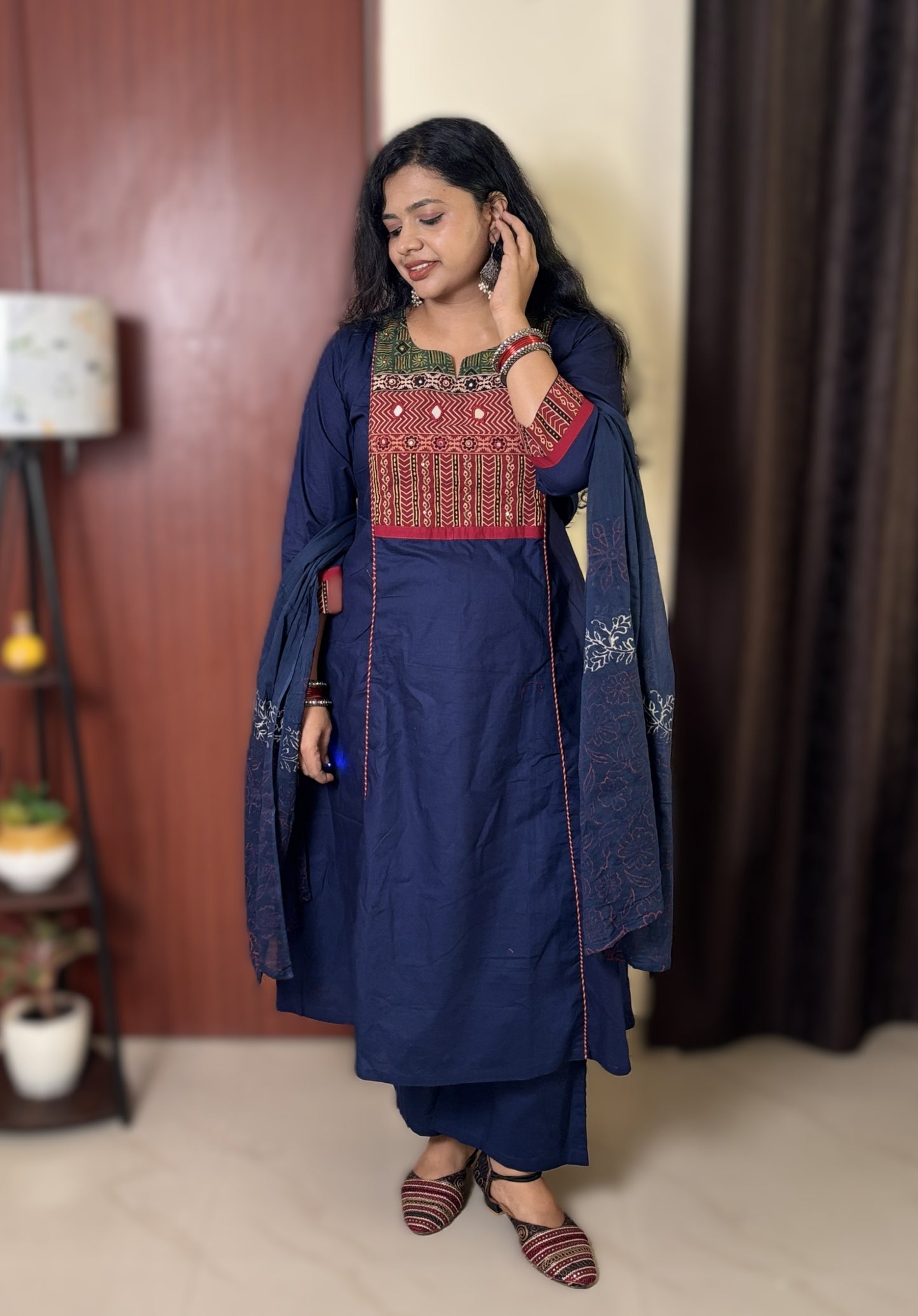 Yashika (Navy Blue)
