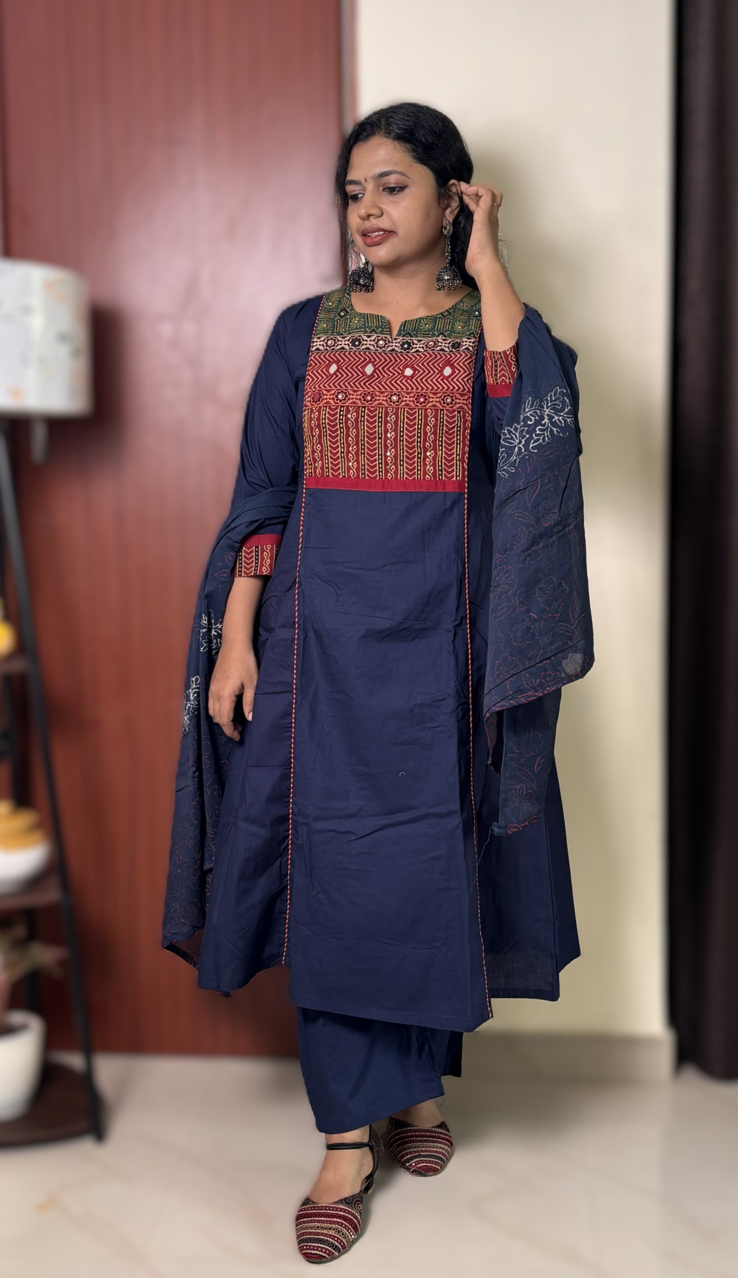 Yashika (Navy Blue)
