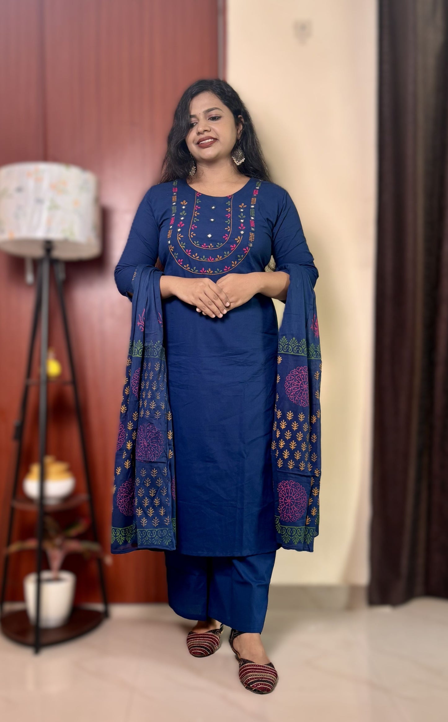 Padma (Royal Blue)